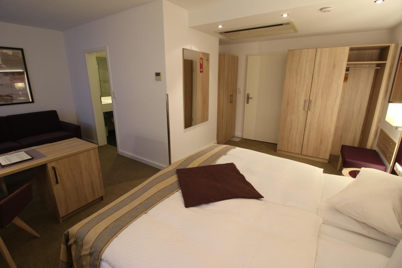 Hotel Zum Adler Bonn Exterior photo