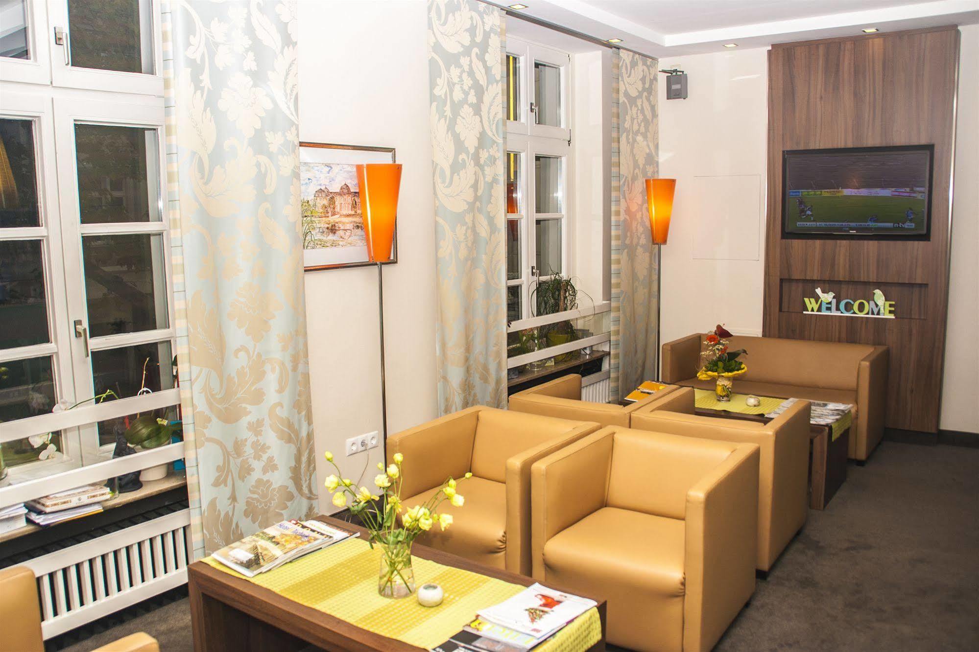 Hotel Zum Adler Bonn Exterior photo